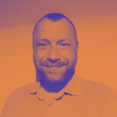 Bernd Karrenbauer - Pflegefachmann, MBA und Podcast Host